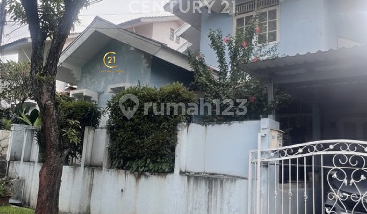 Dijual Rumah Strategis di Bintaro Sektor 3 Dekat Bintaro Plaza