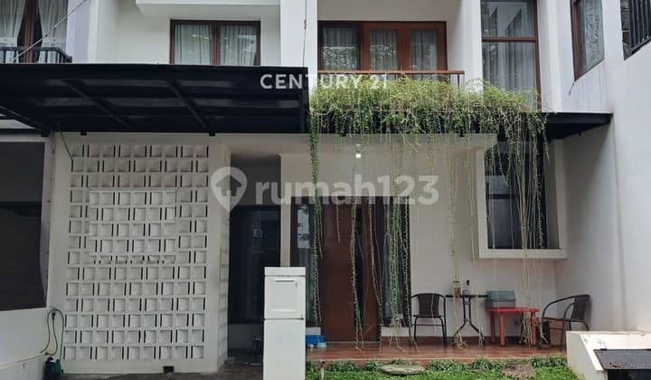 Dijual Rumah di Bintaro Sektor 9 Siap Huni Depan Taman