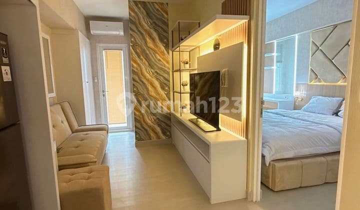 Beautiful Fully Furnished Apartment Springlake Summarecon Bekasi