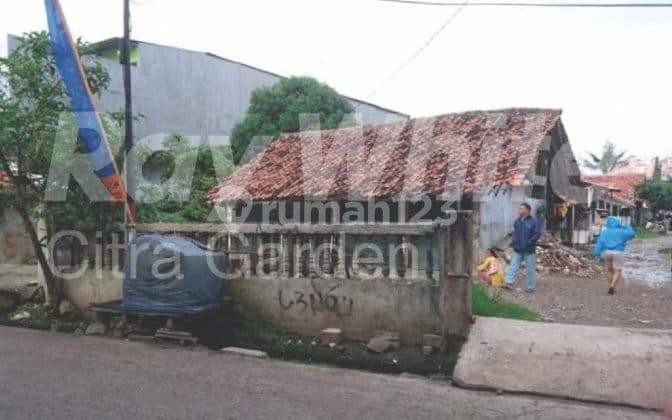 Rumah dan Kavling Jl. Flamboyan No. 80