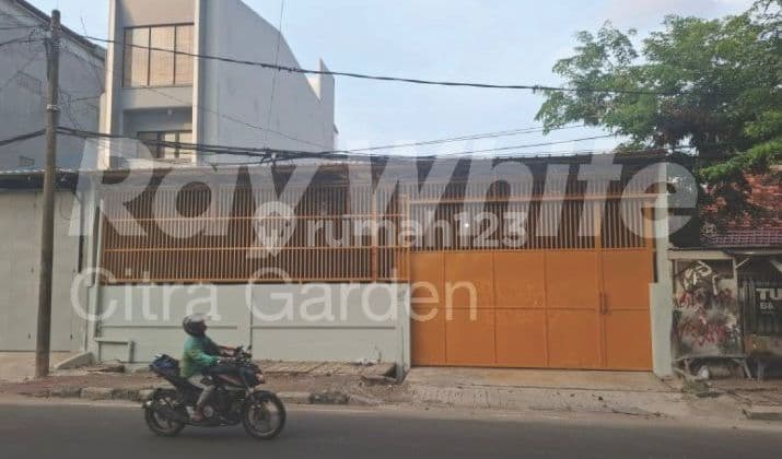 Gudang. Jl. Cendrawasih Raya