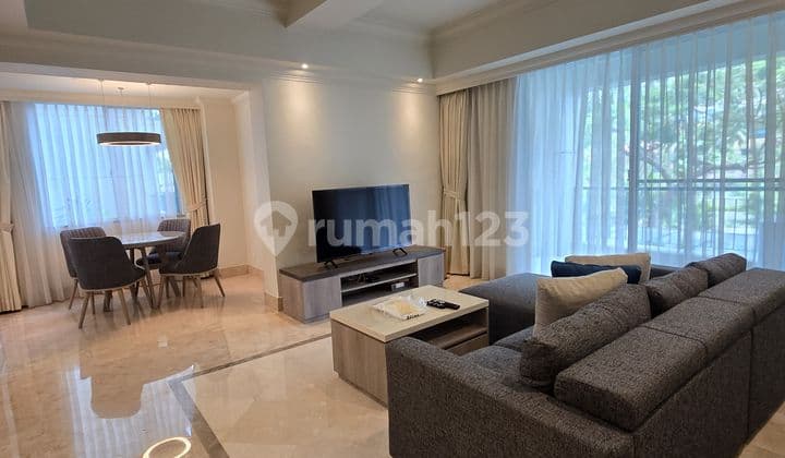 Apartemen Mewah Plaza Senayan