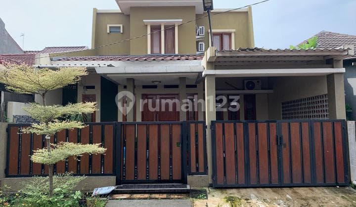 Dijual Cepat Rumah Cantik 2 Lantai Harga Menarik