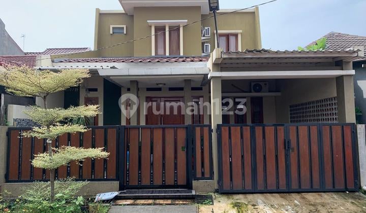 Dijual Cepat Rumah Cantik 2 Lantai Harga Menarik