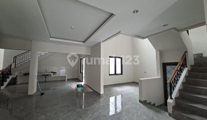 Rumah Bagus di Kluster Pesona Amsterdam, Jl. Pesona Amsterdam, Ciangsana, Gunung Putri, Bogor, Jawa Barat, Indonesia, 16968, Cibubur