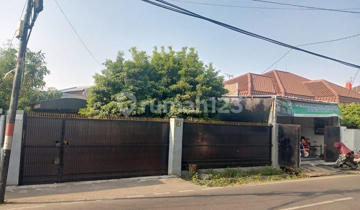 Rumah Strategis Di Pondok Bambu Duren Sawit - Shm, 5 Kamar, Harga 7,2 Miliar Nego