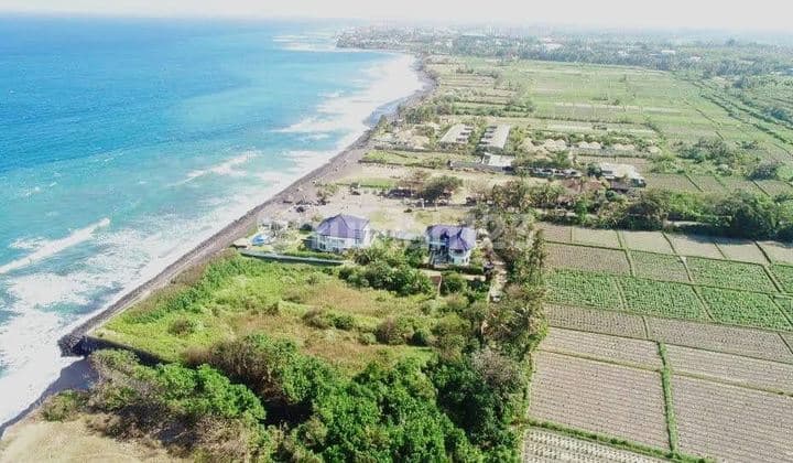 Tanah Luas Strategis Tepi Pantai Siyut Langsung di Gianyar