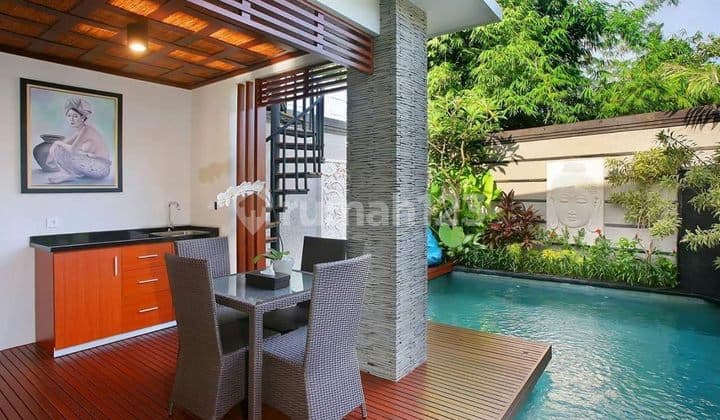 Dijual Villa Mewah di Kerobokan, Badung