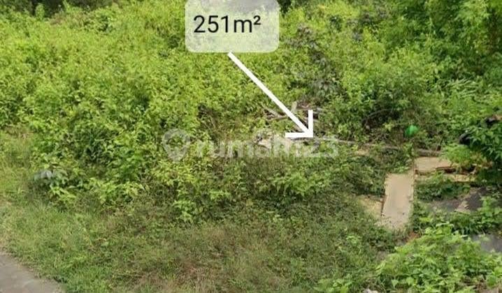 Tanah Siap Bangun Strategis Dekat Pantai di Taman Sukura Jimbaran