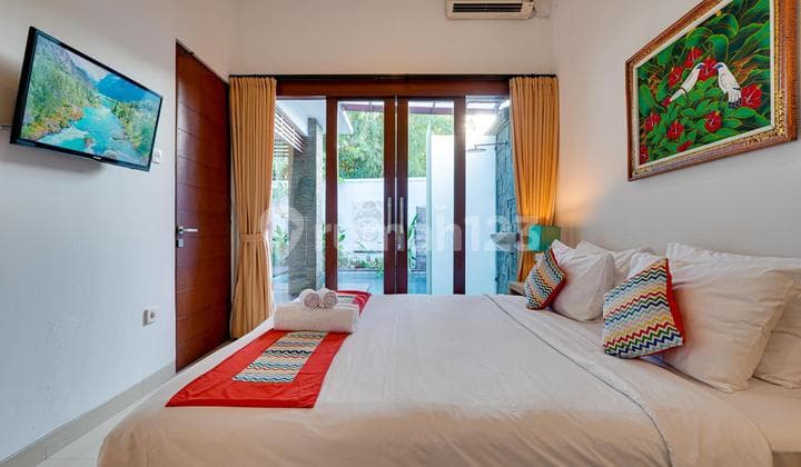 Private Villa Lengkap, Pool Balkon Strategis Kerobokan Dkt Canggu