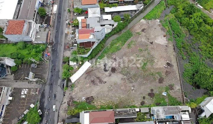 Commercial Land in Strategic Yellow Zone on Teukumar Barat Main Road