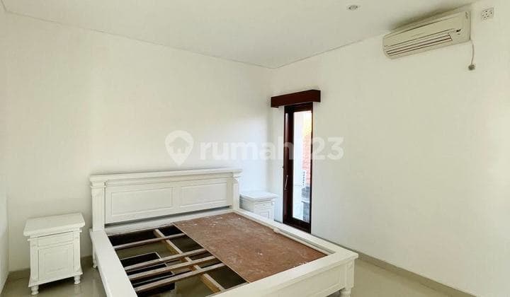 Villa Strategis Dekat Pantai Siap Huni di Sanur