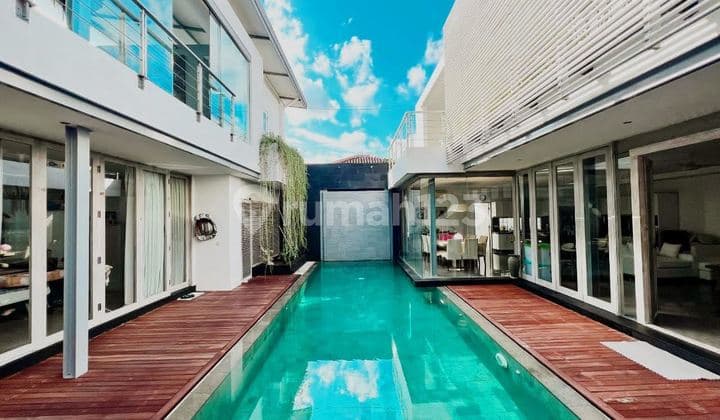 Villa Minimalis Furnished Pool Strtategis Dekat Pantai Batu Belig