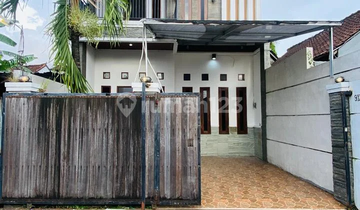 2-Story House in Padangsambian Mahendratta Kebo Iwa
