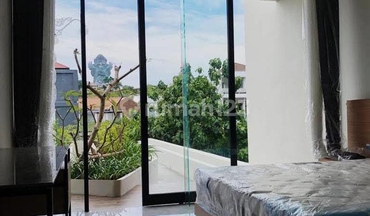 Villa Mewah 4Lt Luas Full Furnished View Gwk dan Laut di Jimbaran
