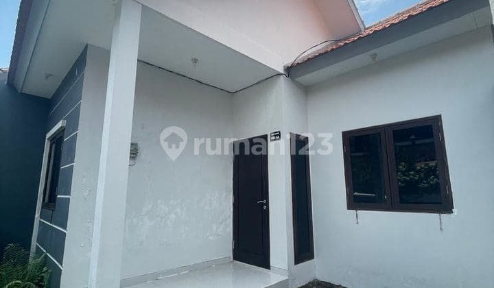 Rumah 2 Unit Sebelahan di Taman Jimbaran, Kuta Selatan