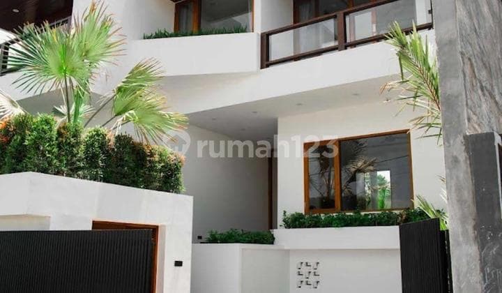Dijual Villa di Berawa, Canggu