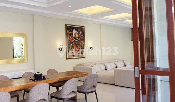 Villa Bangunan Baru Fullnished Pool Strategis di Umalas Bumbak