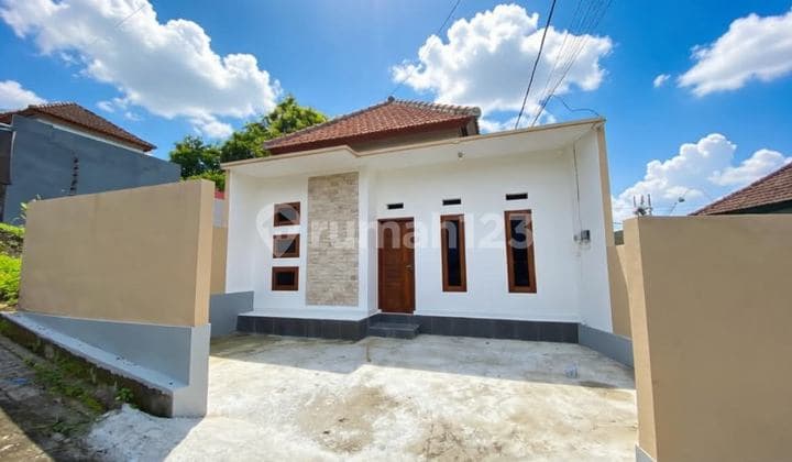 Ready-to-Move-In House on Jalan Cempaka Putih, Kerambitan
