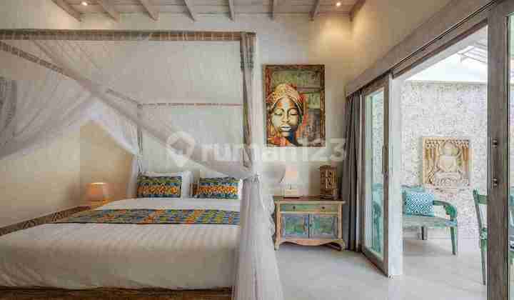 Exclusive Tropical Villa in Prime Seminyak – 27 Years Leasehold