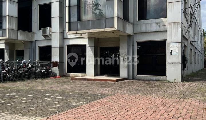For Rent 3-Story Shop House in Kemang