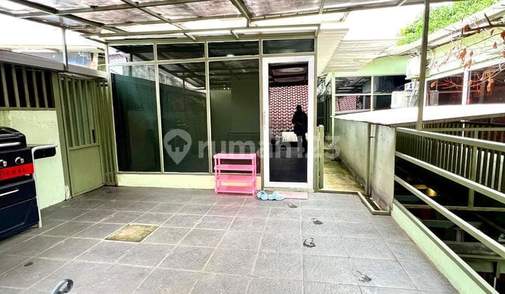 Dijual Rumah dan Tempat Usaha