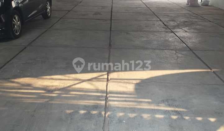 Rumah Disewakan Cocok Untuk Kantor