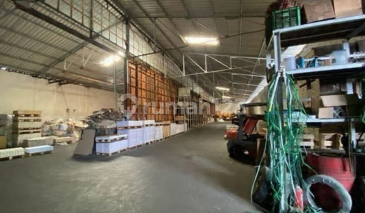 Gudang Siap Pakai Akses Container 40' di Raya Kenjeran