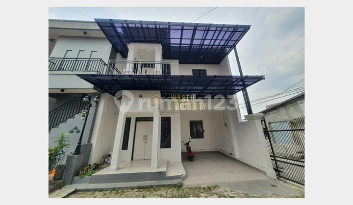 Rumah Tinggal Dekat Living Plaza Cinere, 2 Lantai Bagus