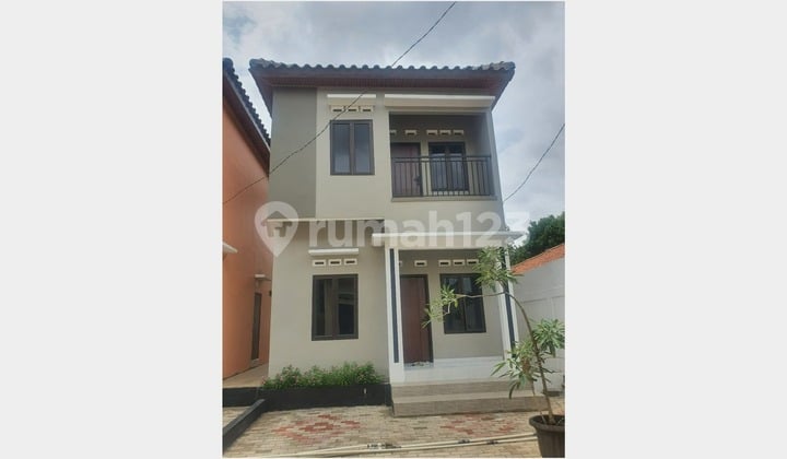 Rumah 2 Lantai Ready Stock Dekat Puskesmas Pondok Gede