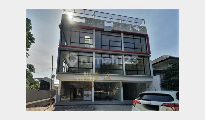Ruko Siap Pakai Jagakarsa, 3 Lantai Fasad Minimalis