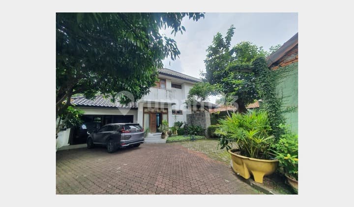 Rumah 2 Lantai Tanah Lebar di Jalur Utama Lenteng Agung