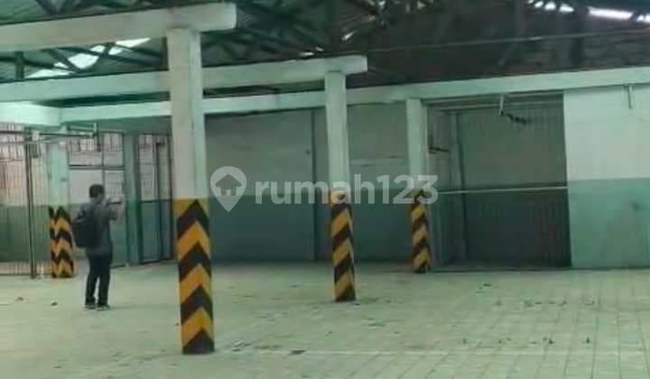 Gudang Bagus Rapih Disewakan Pertahun 500juta Jln Raya Bogor Cisalak