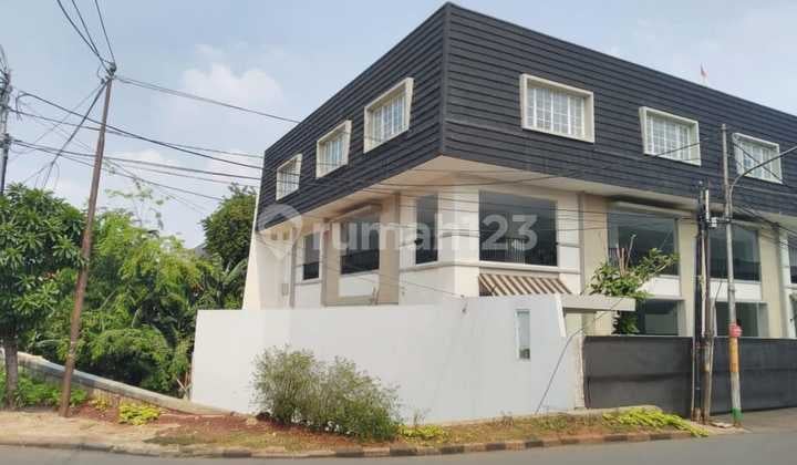 Disewakan Siap Pakai Baru Rapih Gedung / Kantor 3Lantai Kalimalang