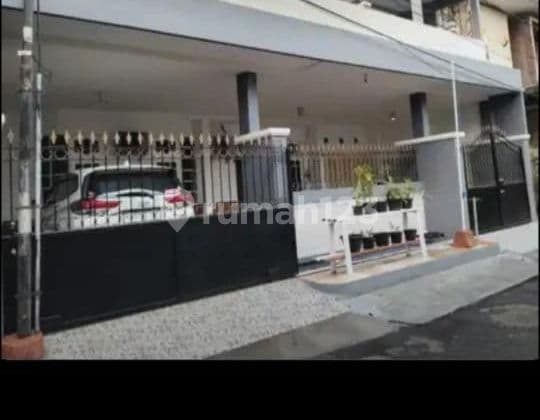 For Sale: Ready-to-Occupy 1.5-Story Nirwana Executive Minimalist House