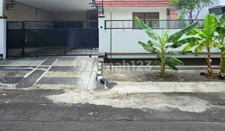 Dijual Rumah Favorit Strategis Darmo 1 Lantai Siap Huni