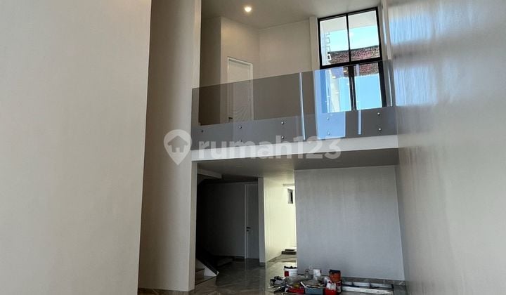 Dijual Rumah Baru Gress Modern Kontemporer Klampis 2 Lantai Dijual Rumah Baru Gress Modern Kontemporer Klampis 2 Lantai