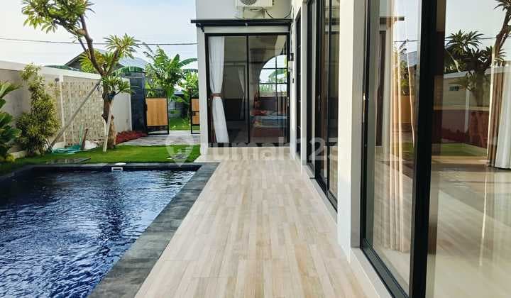3-Bedroom Villa With Rice Field & Hill Views In Lovina