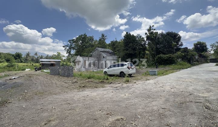 Tanah Siap Bangun Utara Spbu Pakembinangun