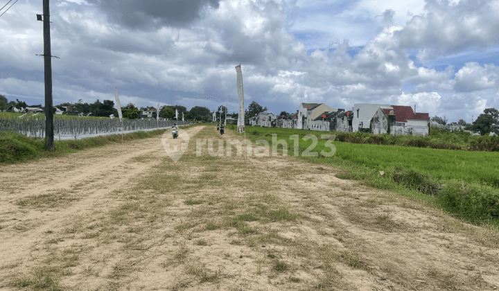 Tanah SHM Sidoarum Dekat Umy