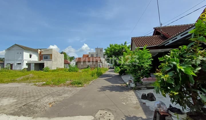 Prambanan Land Strategic 50 Meters from Jogja - Solo Road