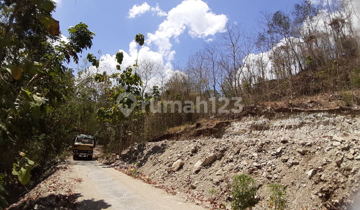 Pleret Bantul Area Land 5 Minutes from Dlinggo Health Center