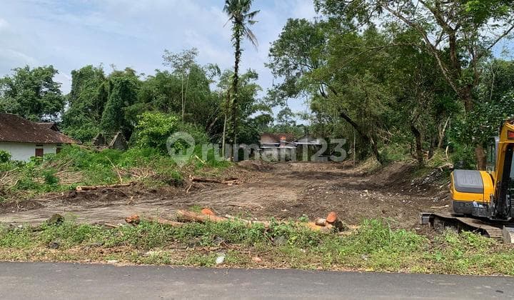Tanah Kalasan 200Jtan, Timur Kantor Kelurahan Selomartani