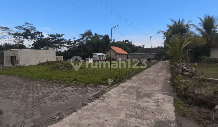 Tanah Luas Ngemplak, Dekat Embung Tiban & Candi Morangan