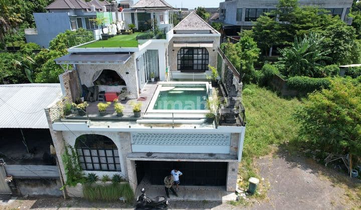 Semi Villa Ocean View + Rooftop di Padang Galak