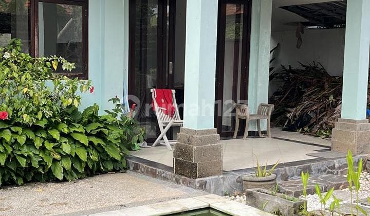 Land + Building House for Sale - Jl. Tukad Balian