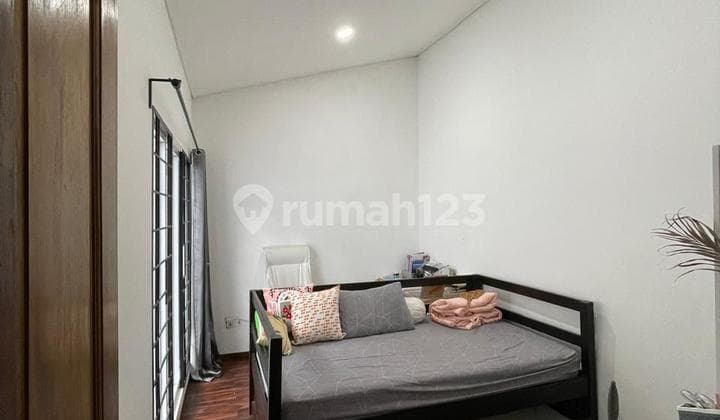 For Sale Sector 1 E Gading Serpong House