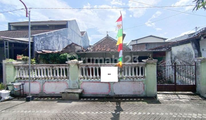 Rumah Lama 8 Menit ke Citraland Mall Simpang Lima Bn