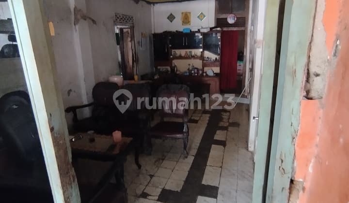 Tanah Bangunan Lama Hanya 10 Menit ke Simpang Lima