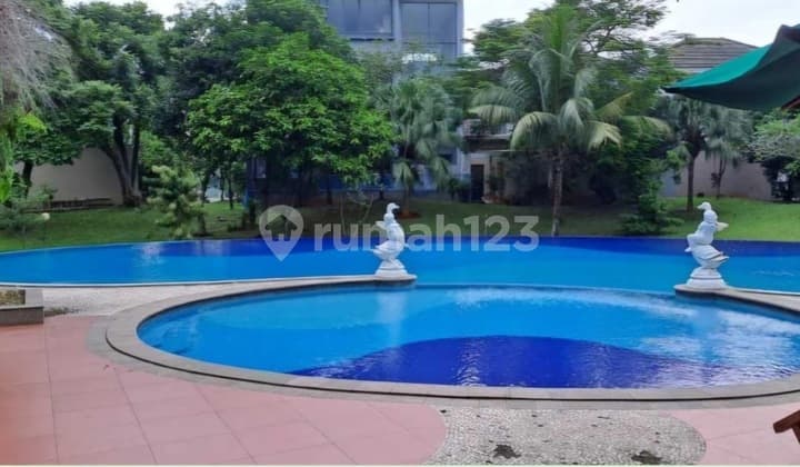 Rumah Besar Dekat Summarecon Mall Serpong Pemanas Air Solarhart